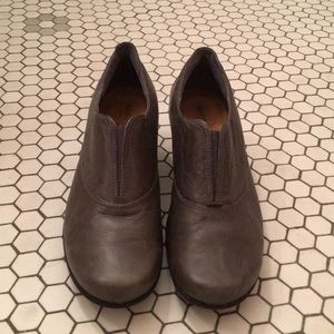 Grey Naot shoe boots, size 40